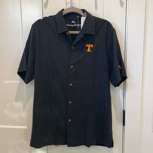 Tommy Bahama- Mens size Medium Tennessee Shirt